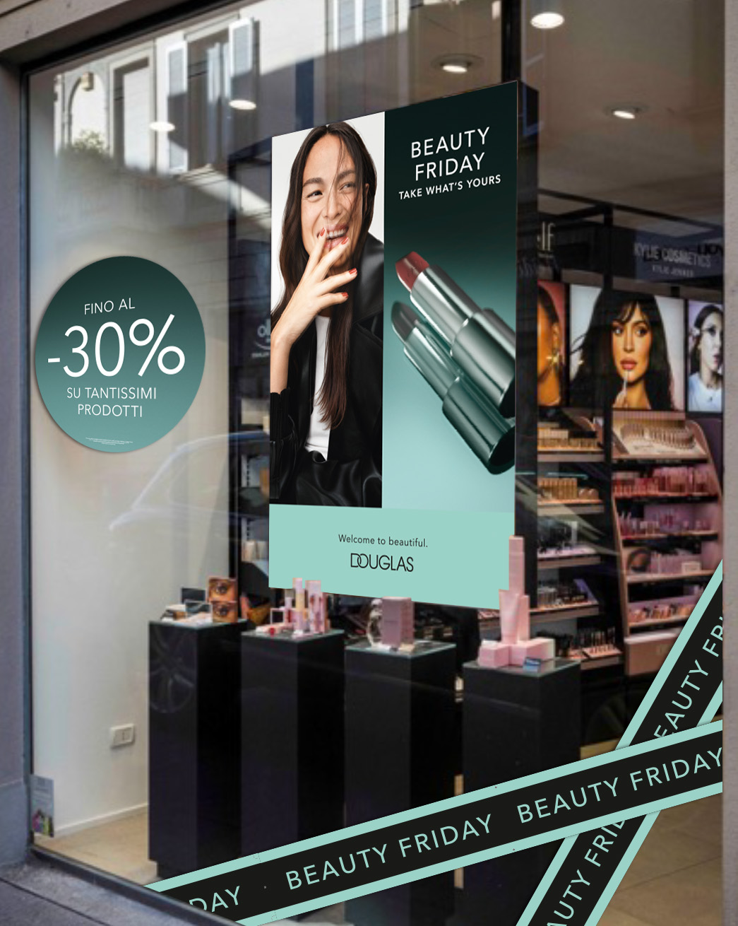 DOUGLAS-Beauty-Friday-Standard shop window-02